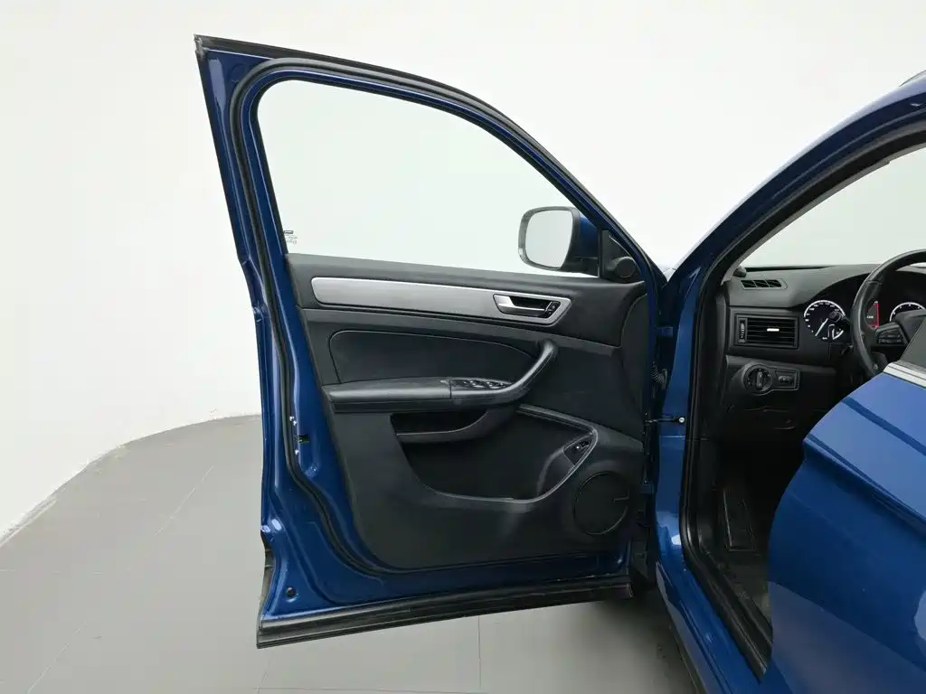 Qoros Qoros 5 — миниатюра 8