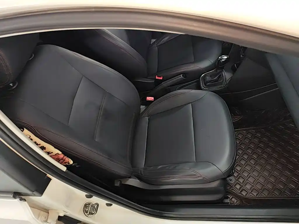 Volkswagen Polo — миниатюра 25