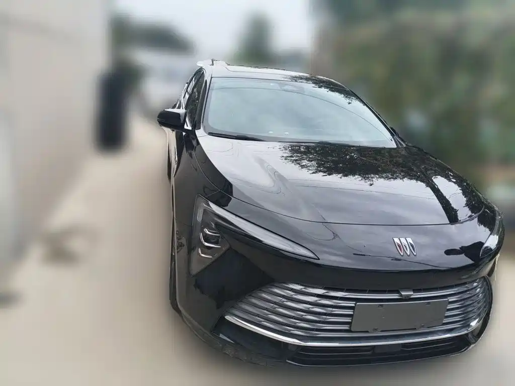Buick LaCrosse — миниатюра 3