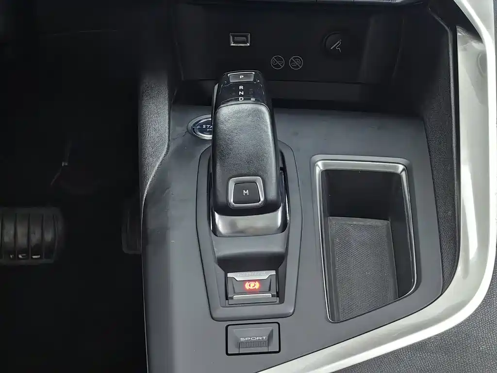Peugeot 4008 — миниатюра 13