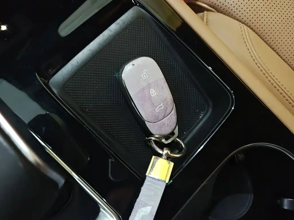 Li Auto Li ONE — миниатюра 9