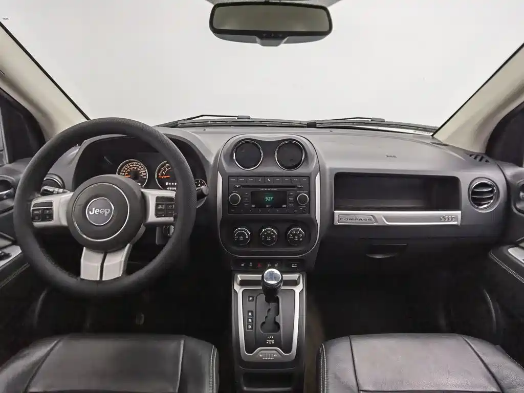 Jeep Compass (Import) — миниатюра 5
