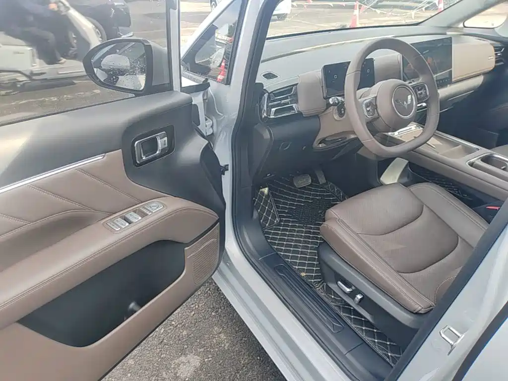 Wuling Xingguang 730 New Energy — миниатюра 16