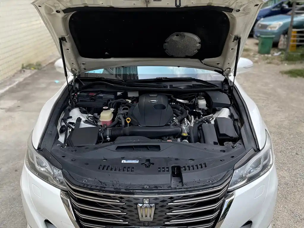 Toyota Crown — миниатюра 12