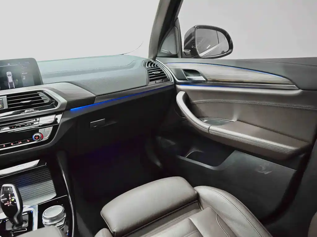 BMW X3 — миниатюра 26