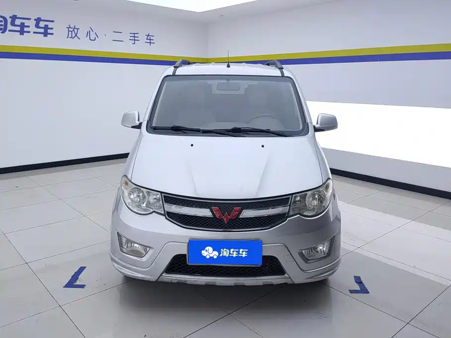 Wuling Hongguang — миниатюра 2