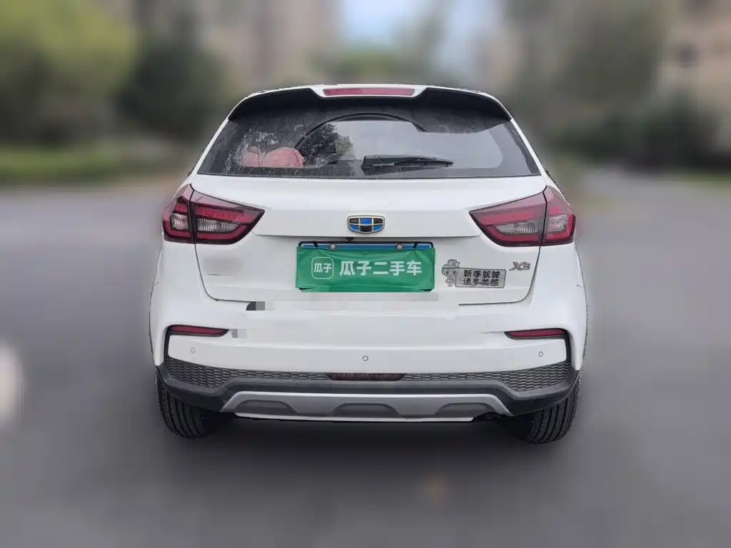 Geely Vision X3 — миниатюра 3