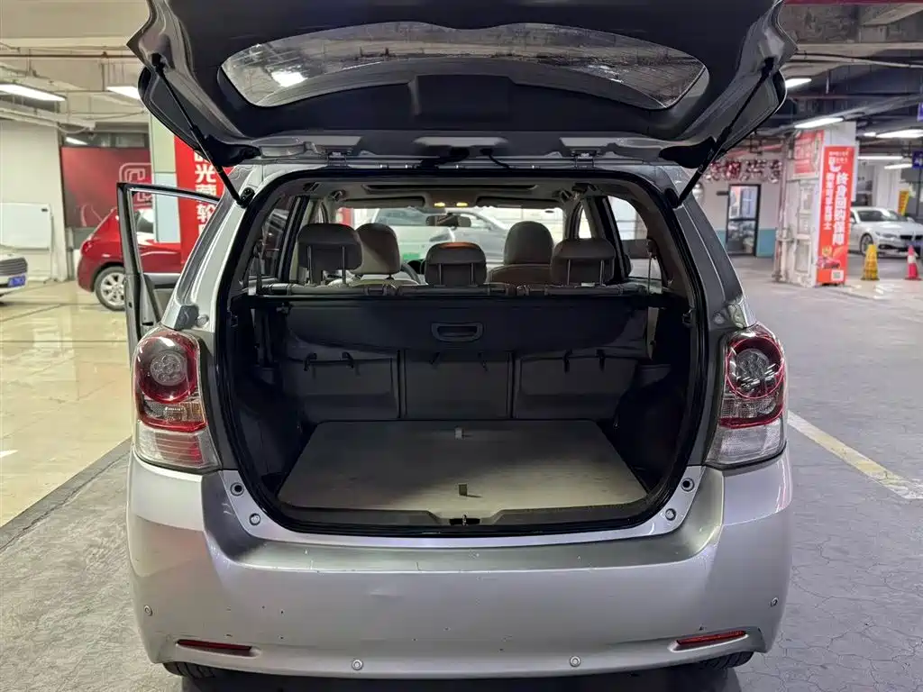 Toyota Verso 2011 180G CVT Luxury