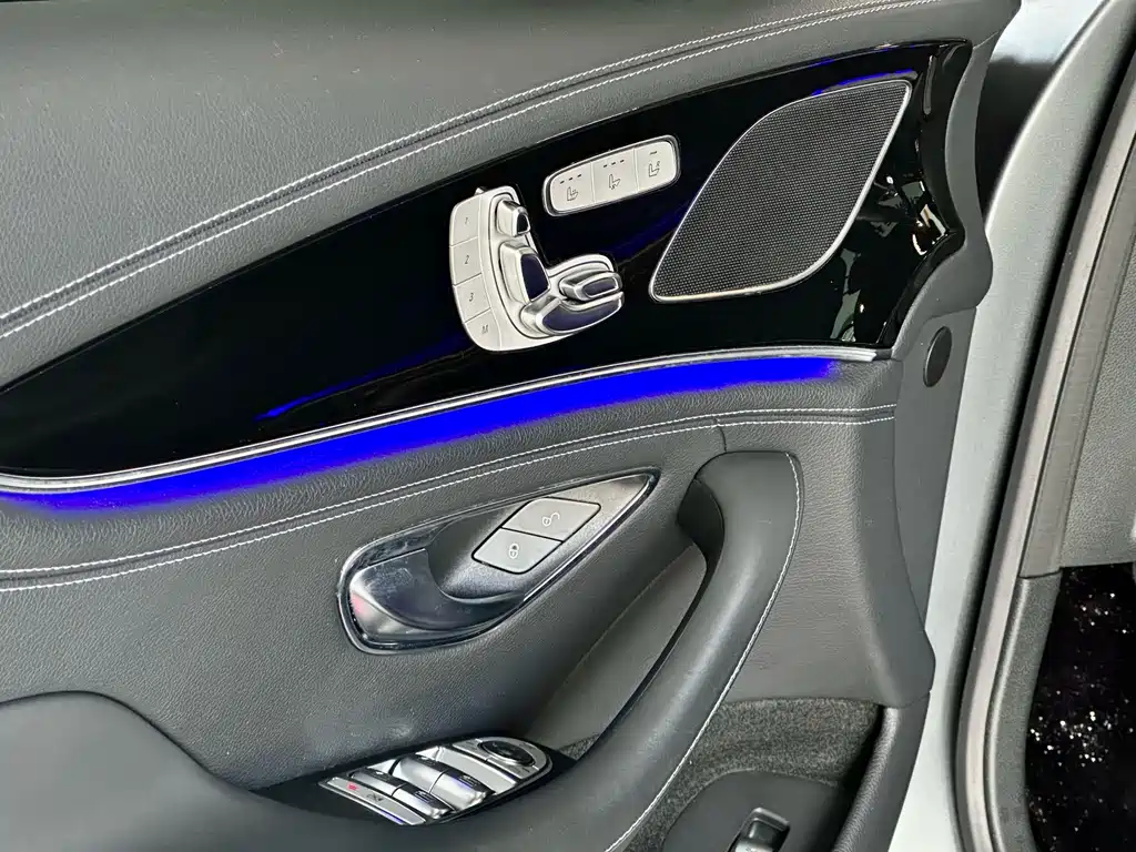 Mercedes-Benz AMG GT — миниатюра 13