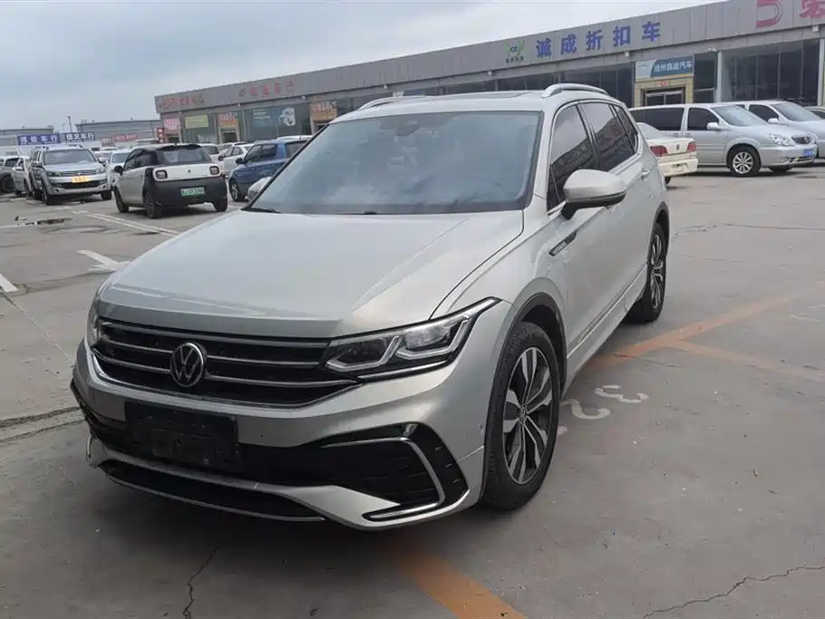Volkswagen Tiguan L 2021