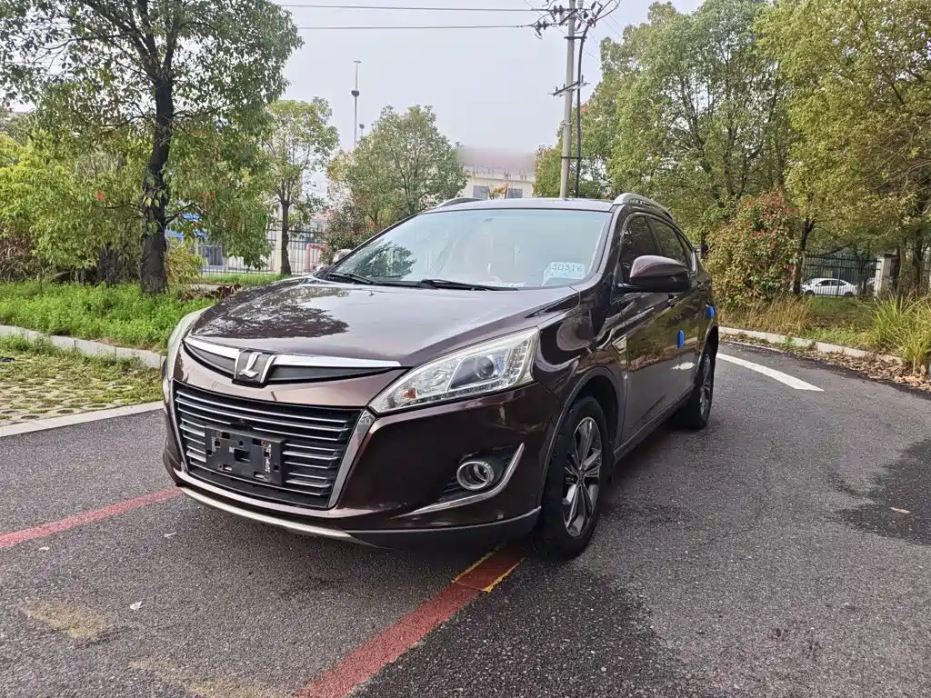 Luxgen U6 — миниатюра 22