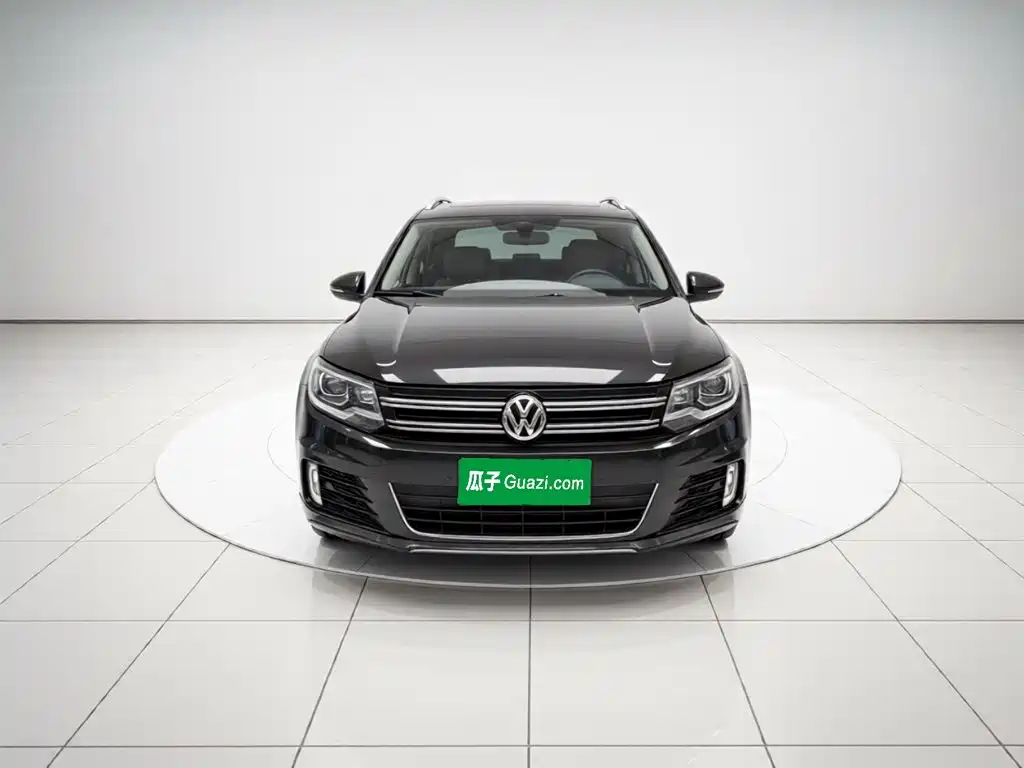 Volkswagen Tiguan — миниатюра 2