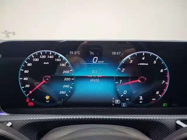 Mercedes-Benz A-Class — миниатюра 9