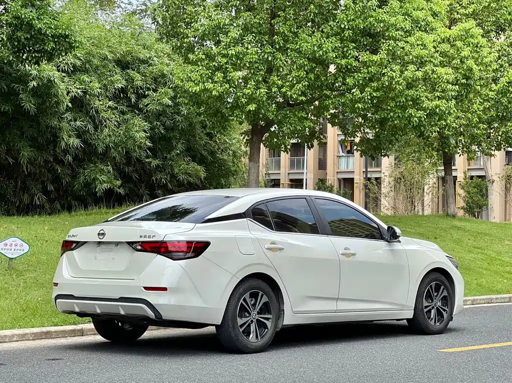 Nissan Sylphy — миниатюра 17