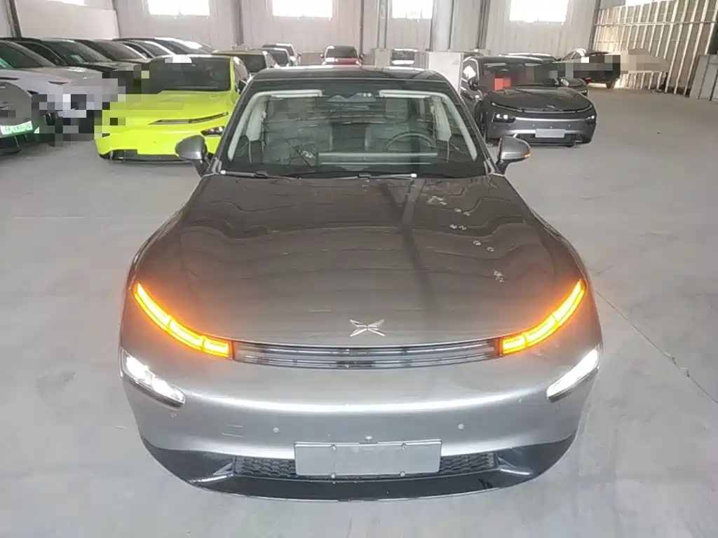 XPeng P7 — миниатюра 3