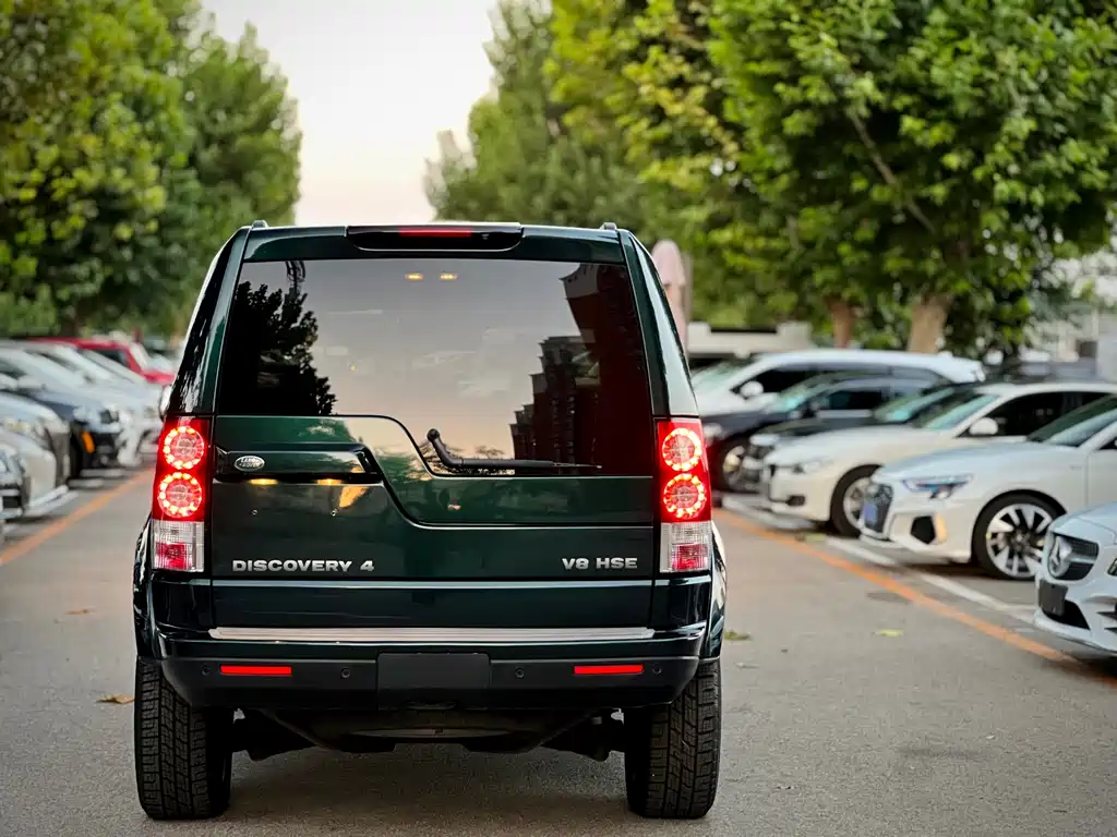 Land Rover Discovery — миниатюра 7