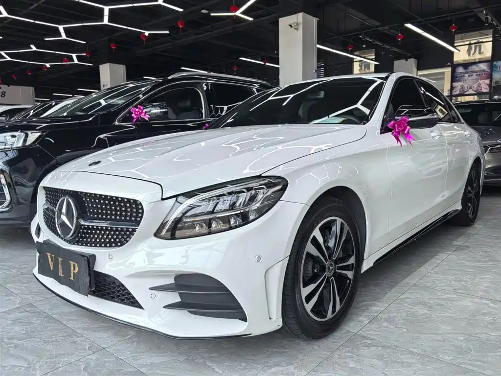 Mercedes-Benz C-Class 2019