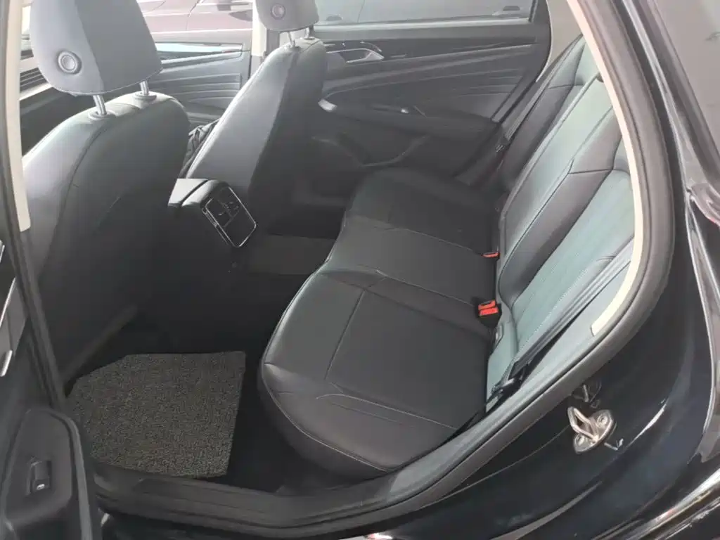 Volkswagen Passat — миниатюра 17