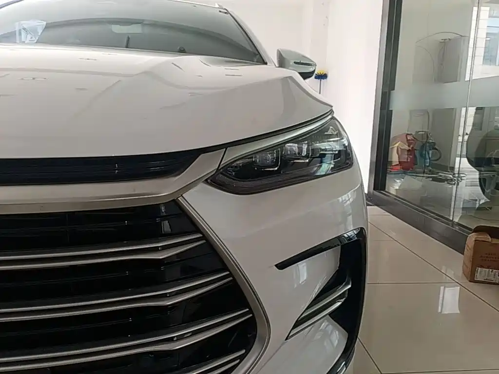 BYD Tang New Energy — миниатюра 24