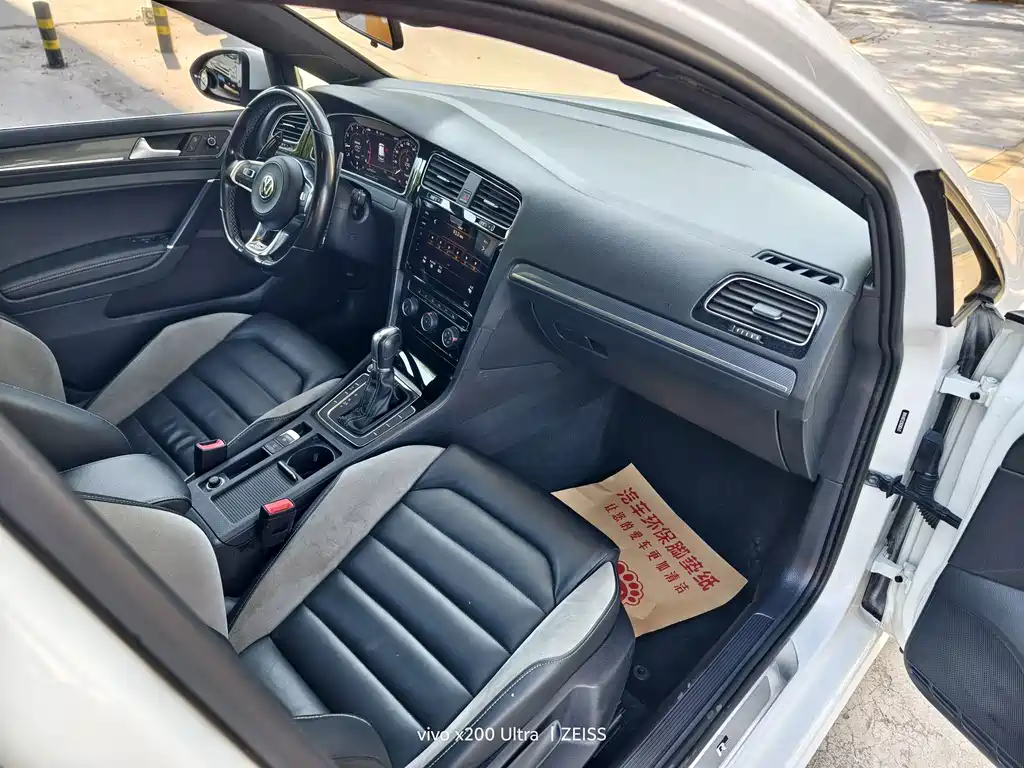 Volkswagen Golf — миниатюра 9