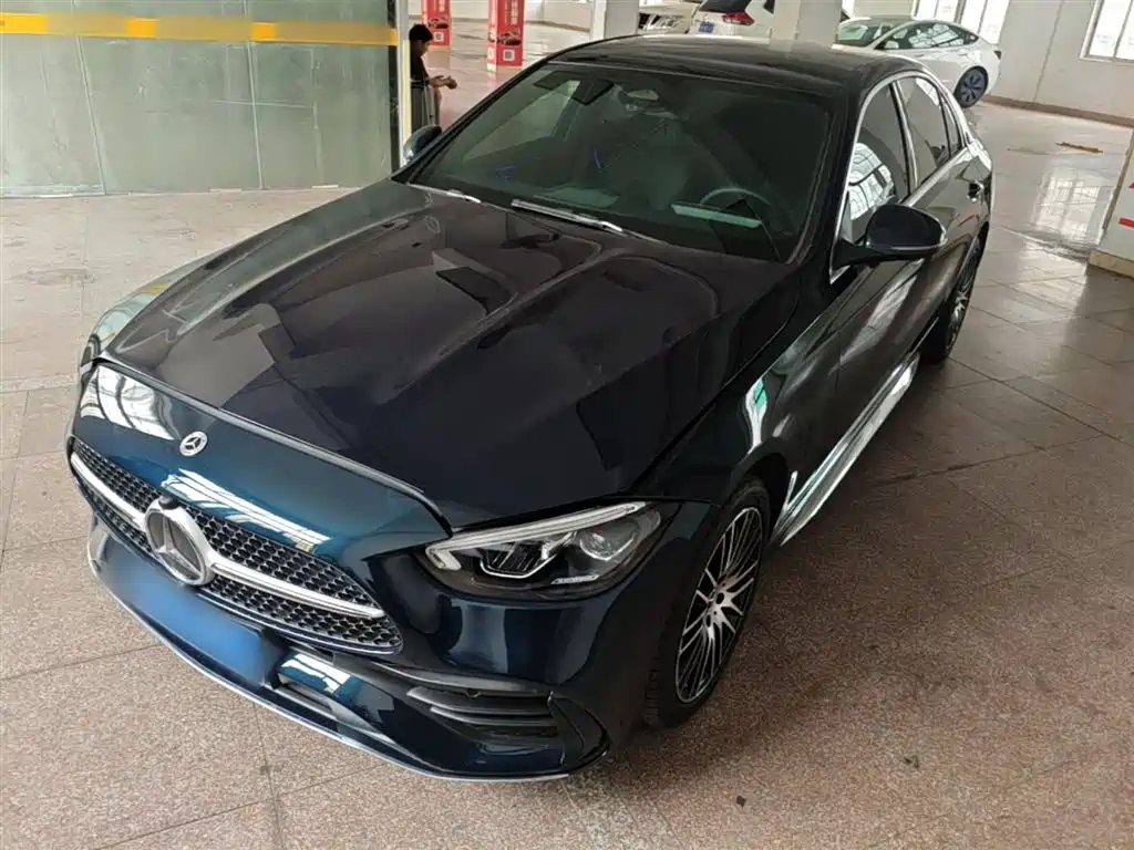 Mercedes-Benz C-Class 2024