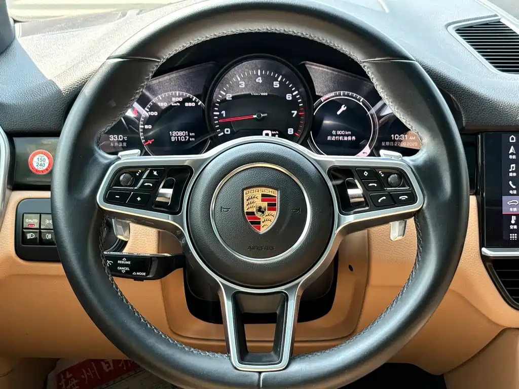 Porsche Cayenne — миниатюра 17