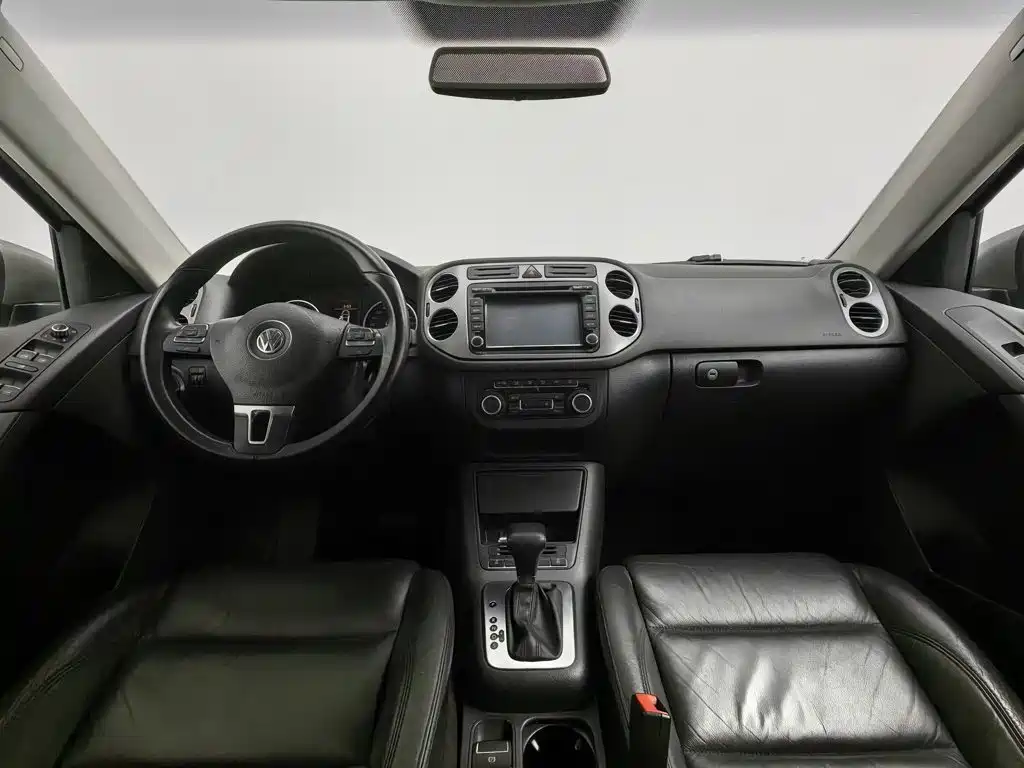 Volkswagen Tiguan — миниатюра 5