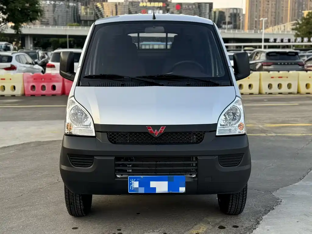 Wuling Rongguang 2024 1.5L LAR