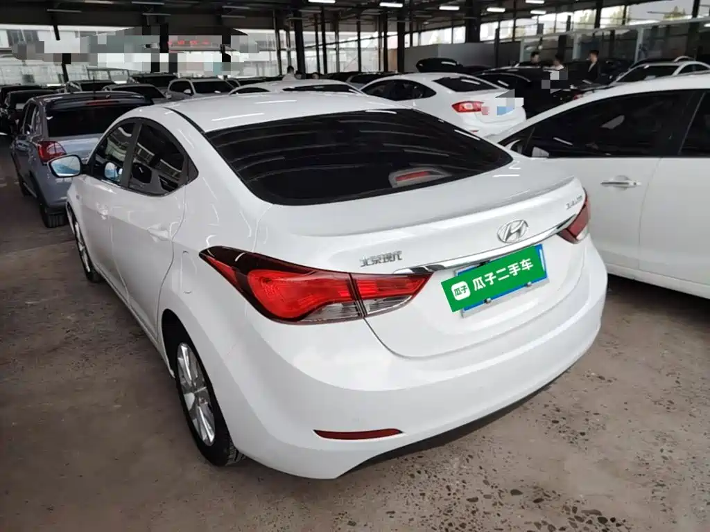 Hyundai Elantra Langdong — миниатюра 5