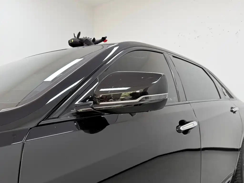 Cadillac CT6 — миниатюра 8