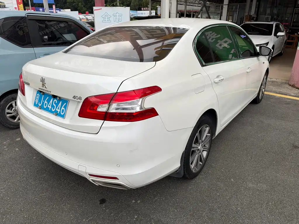Peugeot 408 — миниатюра 6