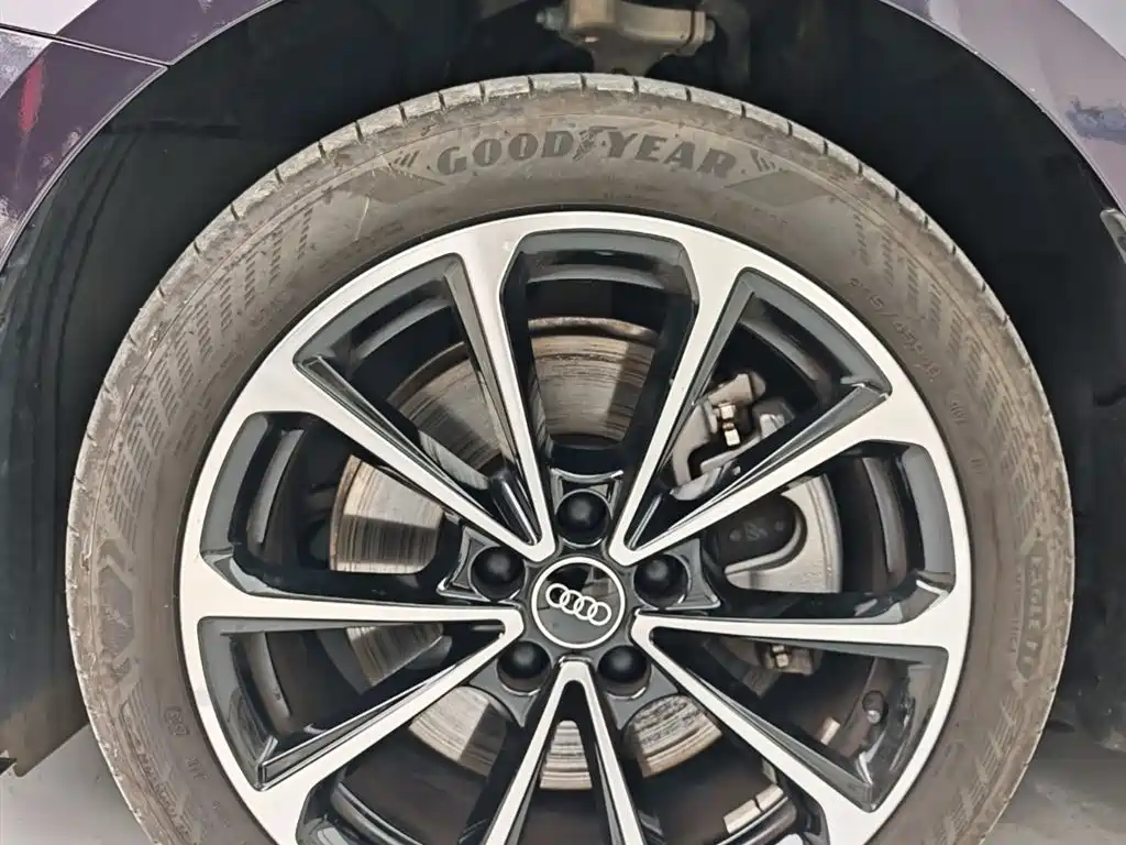 Audi A5L — миниатюра 6