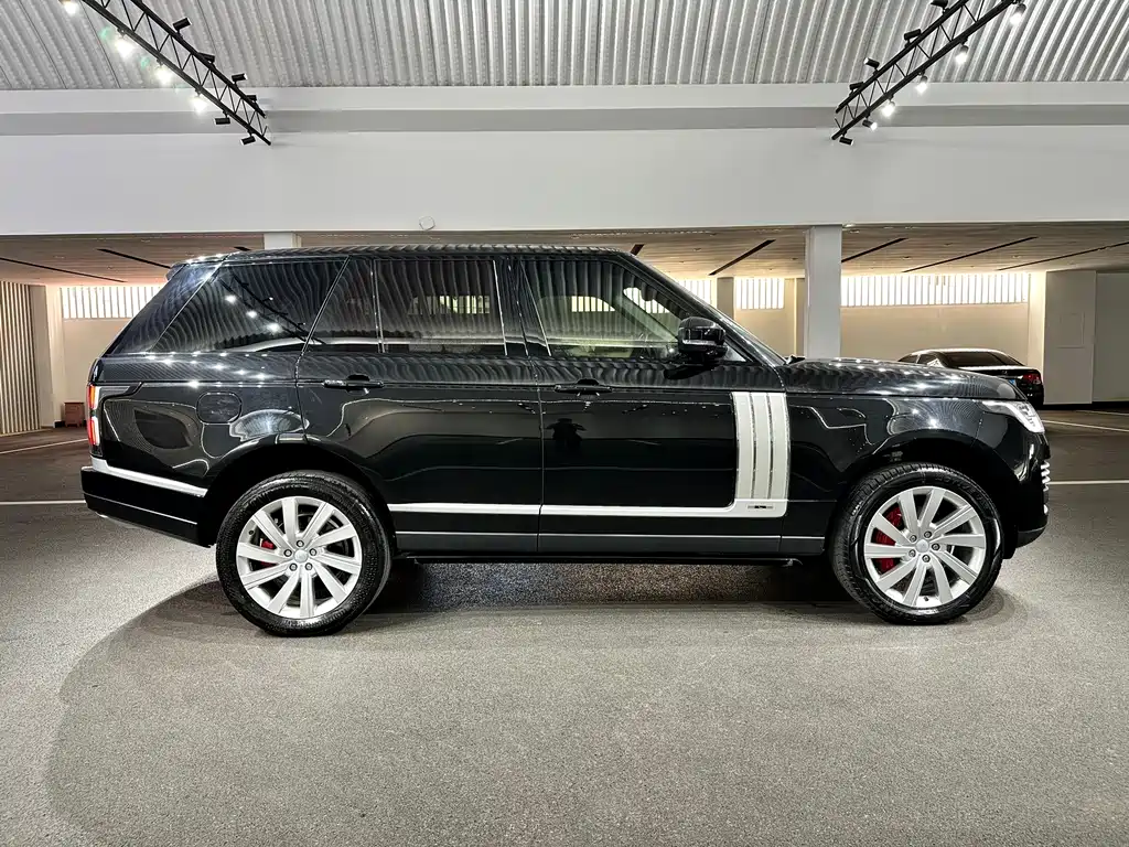 Land Rover Range Rover — миниатюра 5