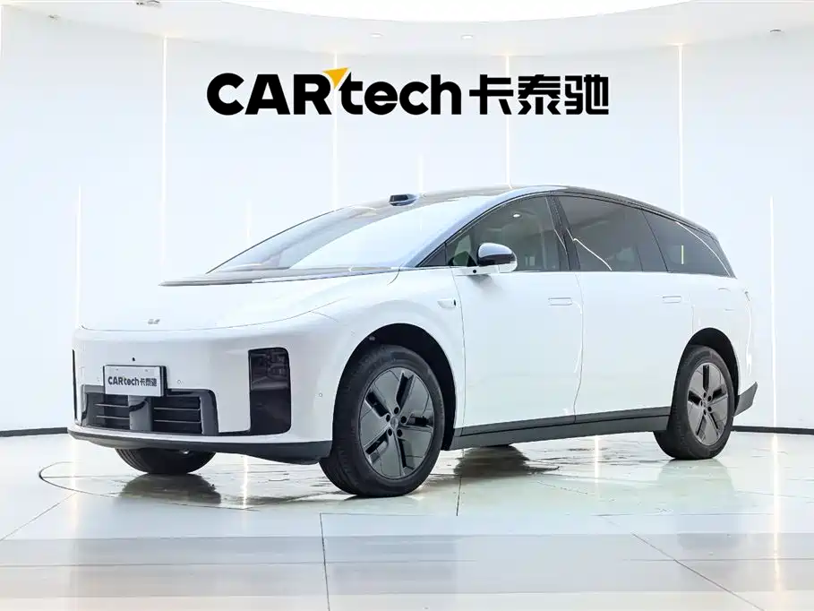 Li Auto i8 2025 Standard