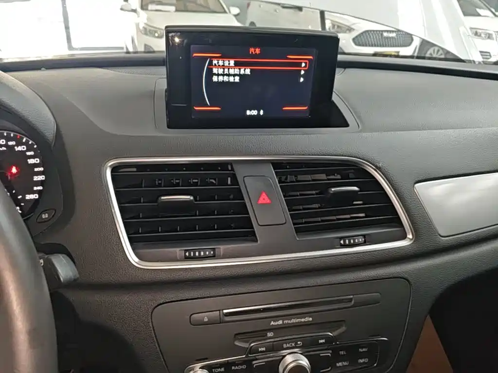 Audi Q3 — миниатюра 13