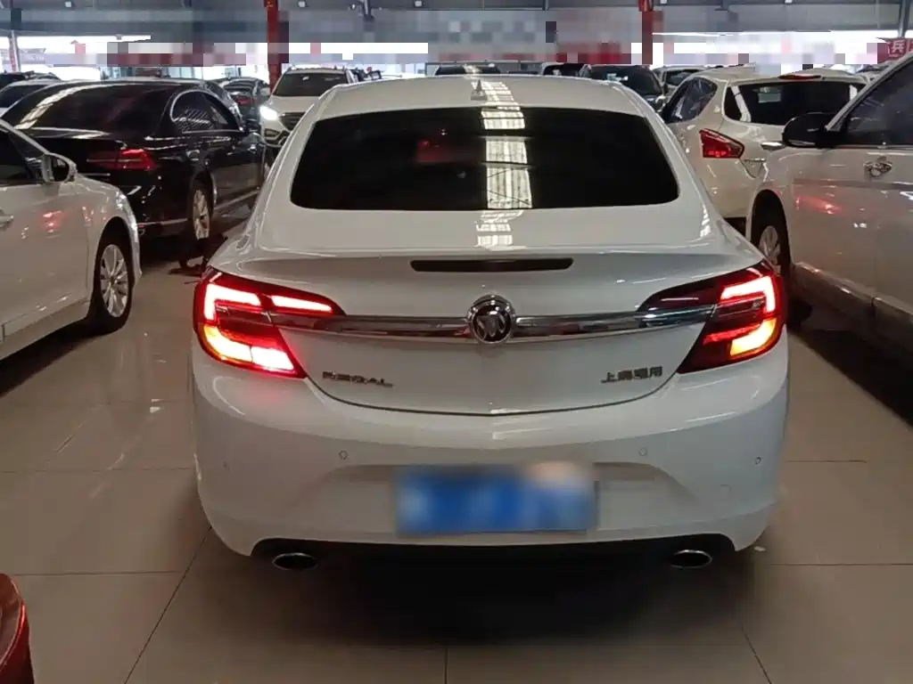 Buick Regal — миниатюра 6