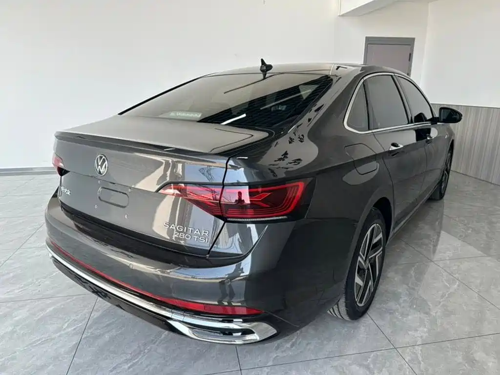 Volkswagen Sagitar — миниатюра 4