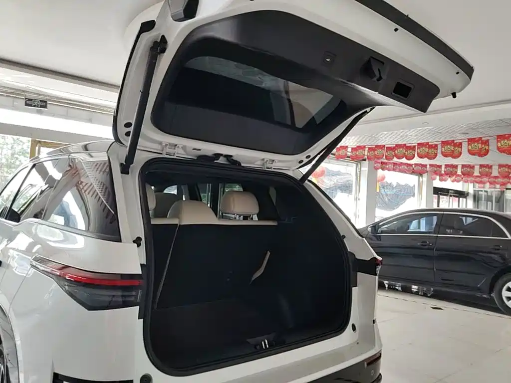 Toyota bZ3X — миниатюра 19