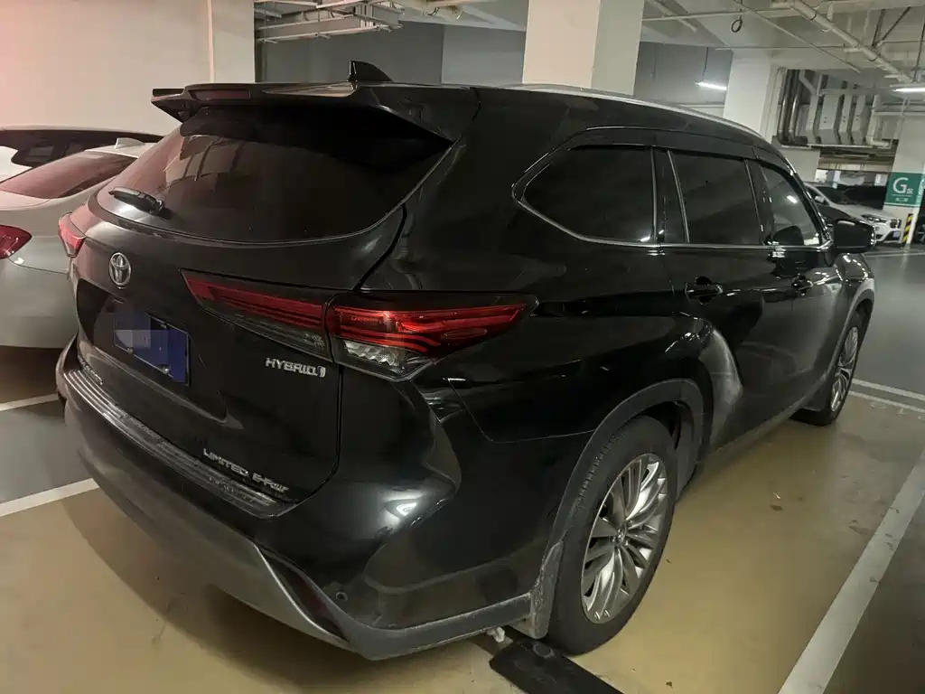Toyota Highlander — миниатюра 4