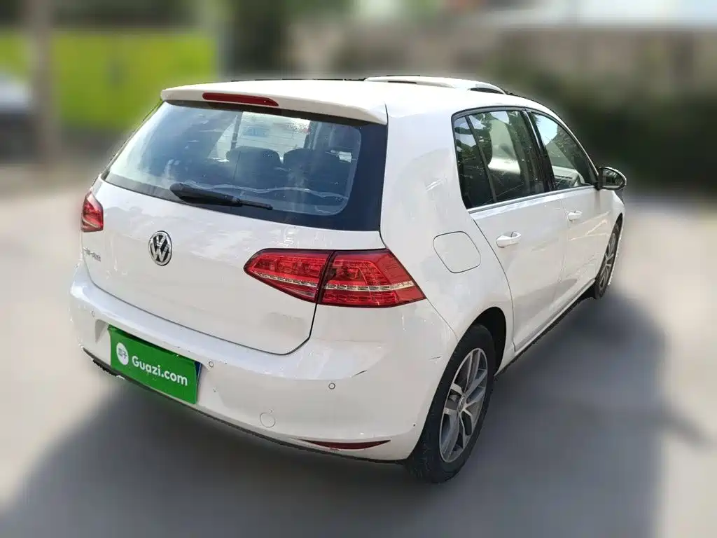 Volkswagen Golf — миниатюра 4