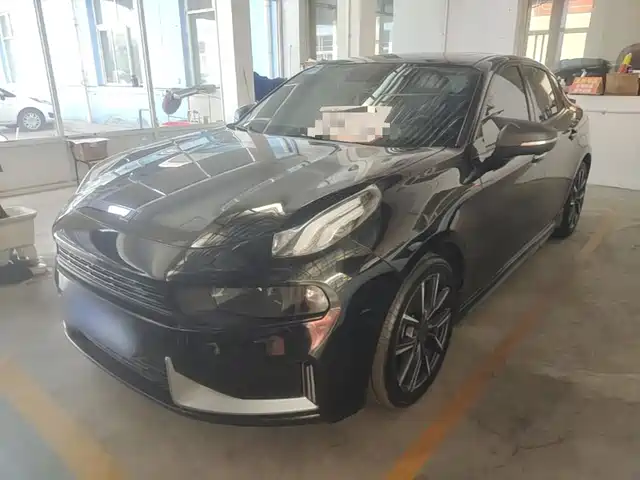 2020 Lynk & Co 03