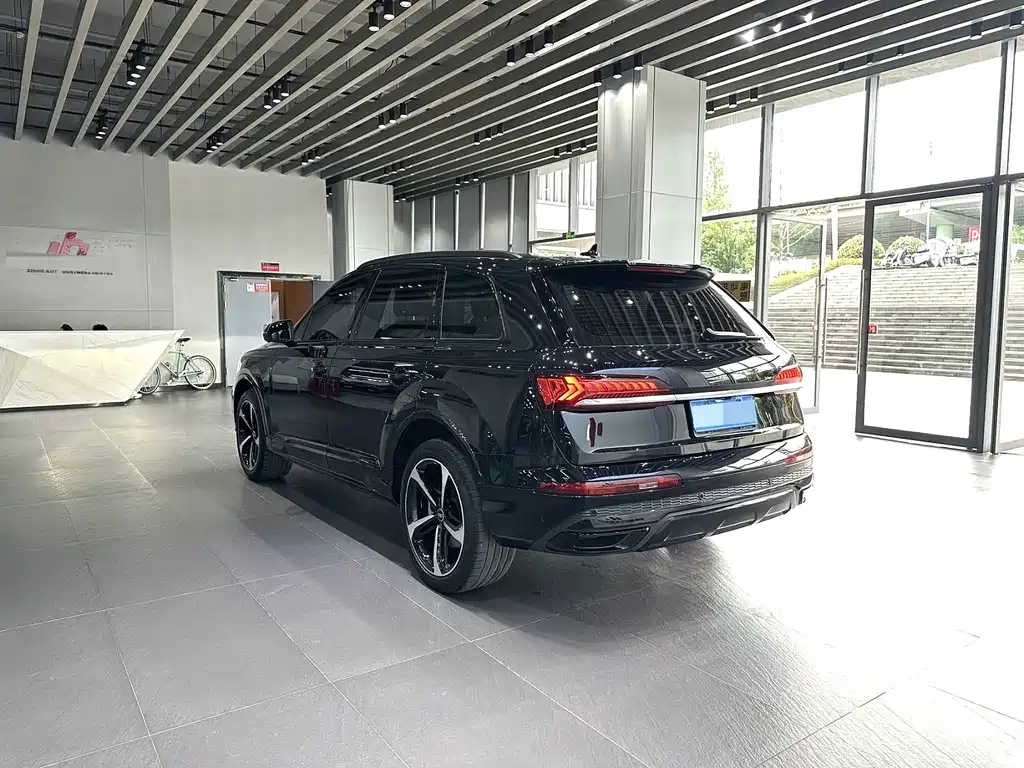 Audi Q7 2021 55 TFSI quattro S line Sport