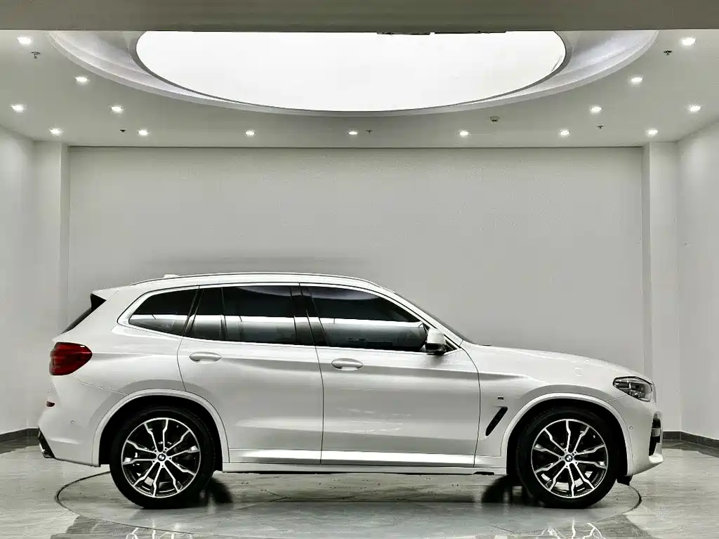 BMW X3 — миниатюра 5