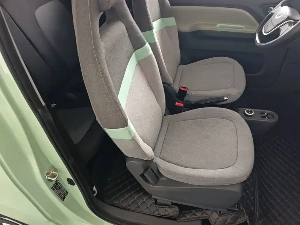 Wuling MINIEV — миниатюра 25