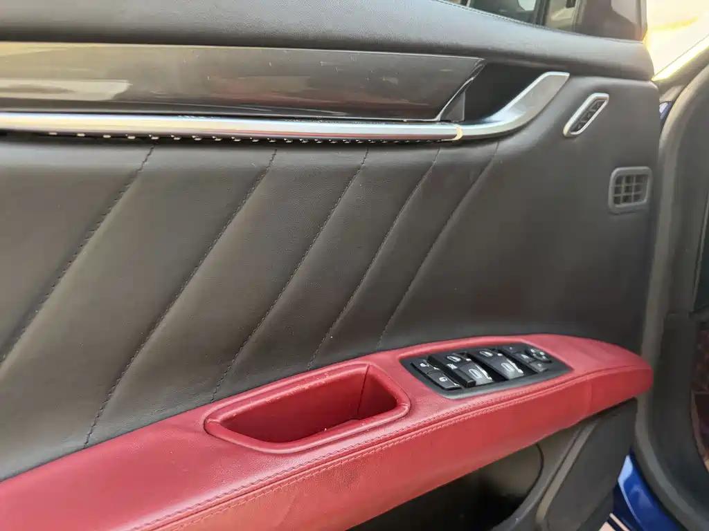 Maserati Ghibli — миниатюра 4