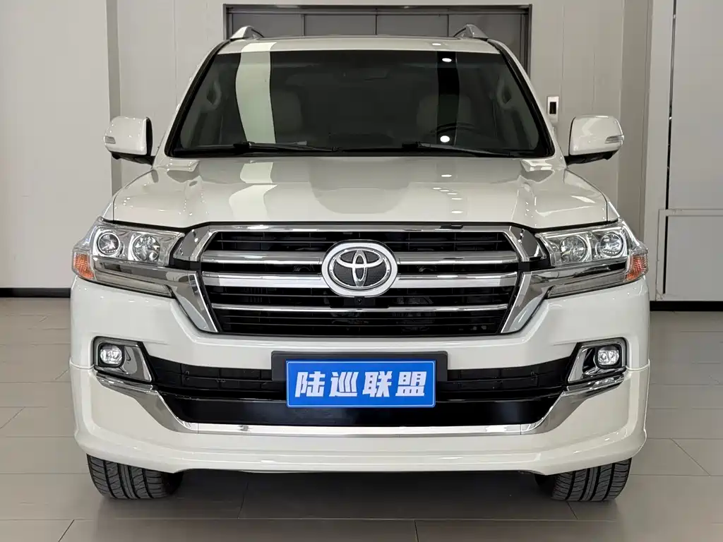 Toyota Land Cruiser 2020 4.6L
