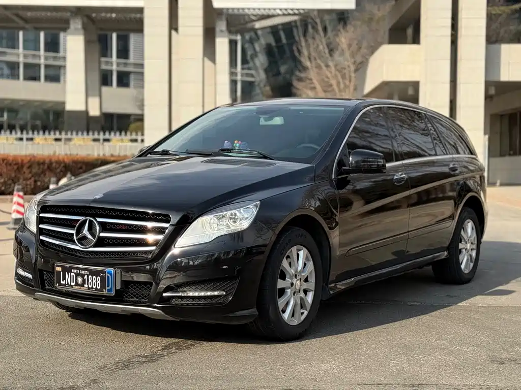 Mercedes-Benz R-Class 2016