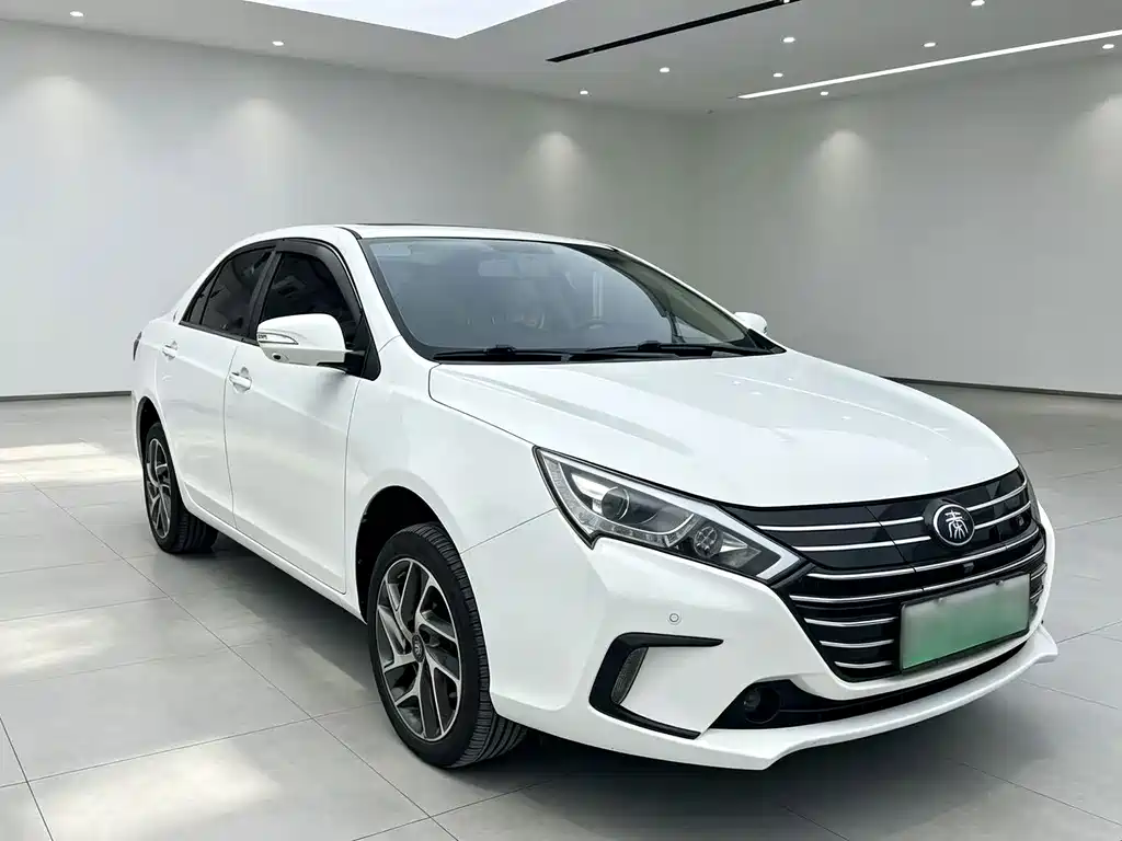 BYD Qin NEV — миниатюра 8