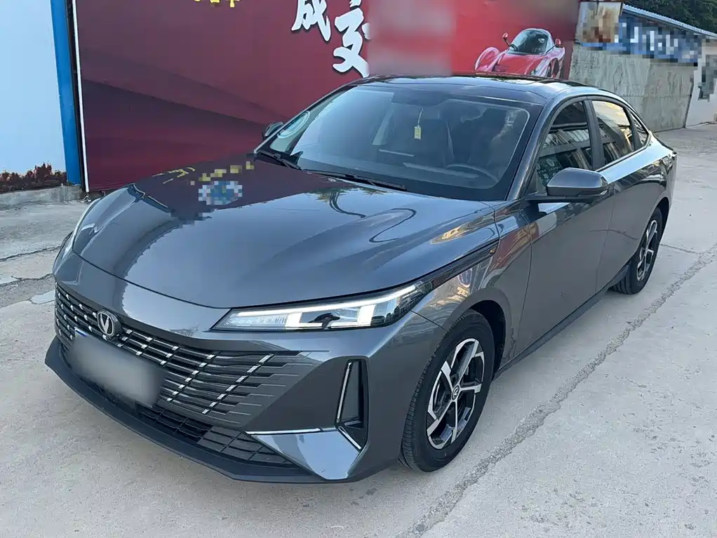 Changan Eado — миниатюра 2
