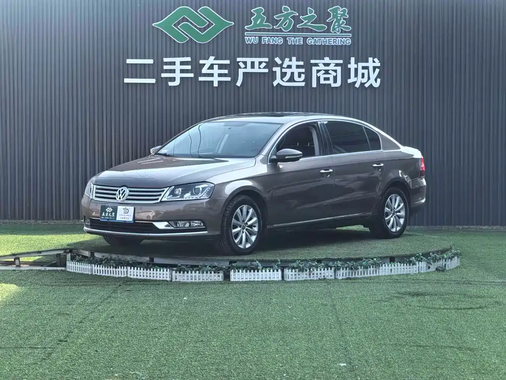 Volkswagen Magotan 2013